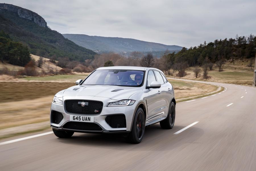  Jaguar F-Pace SVR 2018 года  (WW) (фото 67 из 115)